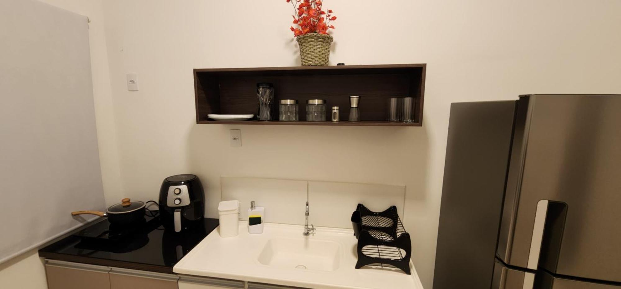 Flat Na Av. Fernando Correa * Cuiabá
