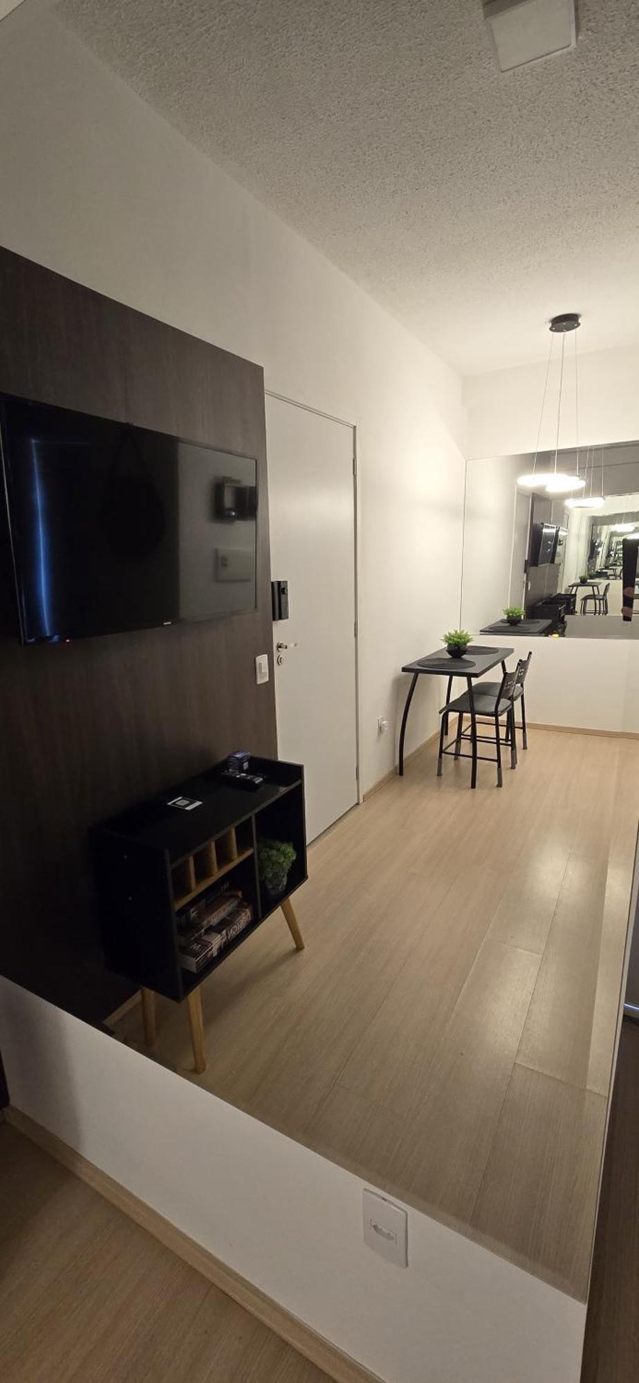 Flat Na Av. Fernando Correa