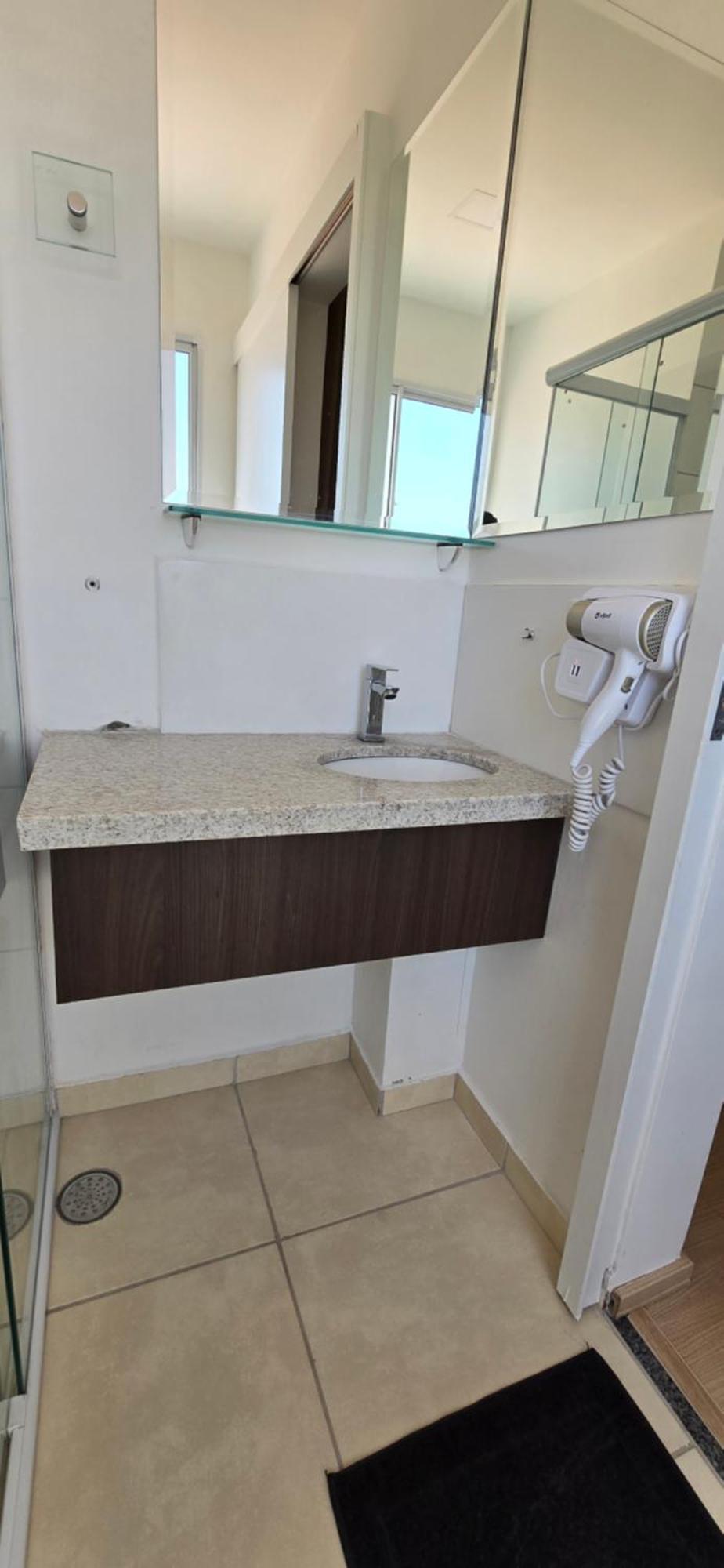 Flat Na Av. Fernando Correa